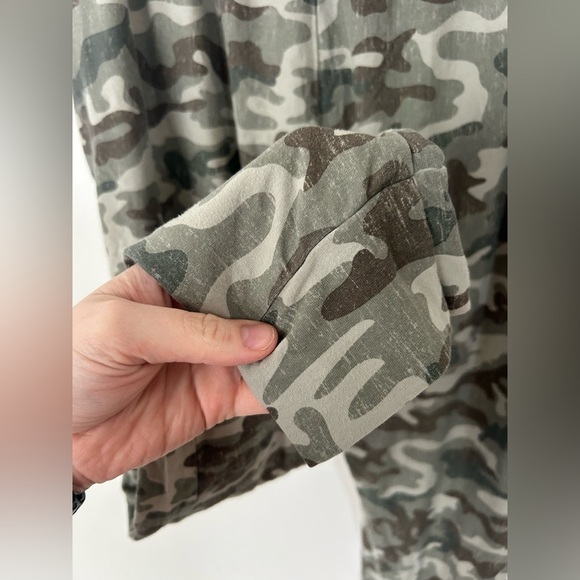 Smash & Tess Camo Leggings XL - Picture 9 of 9